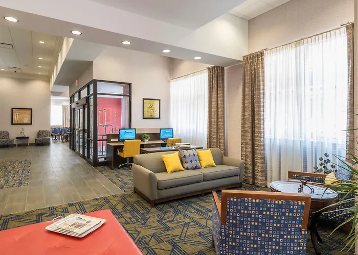 Hampton Inn & Suites Tulsa Downtown, Ok Hotel